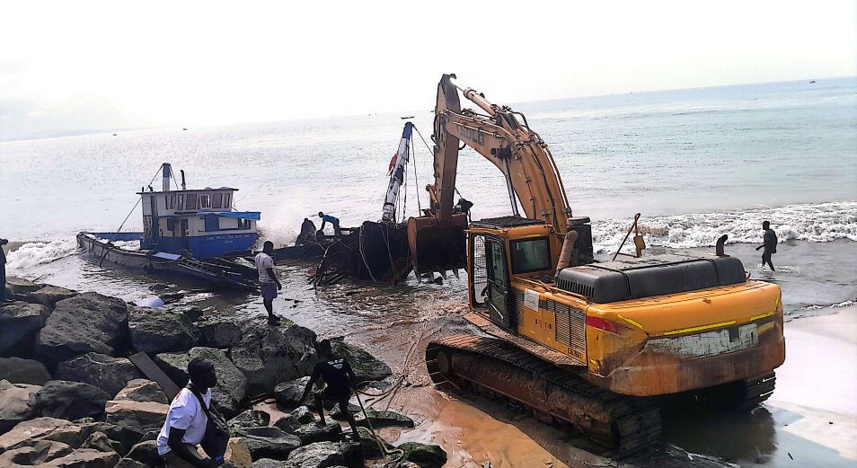 Fisherfolk Demonstrate Over Urgent Need For Dredging At Elmina Harbour